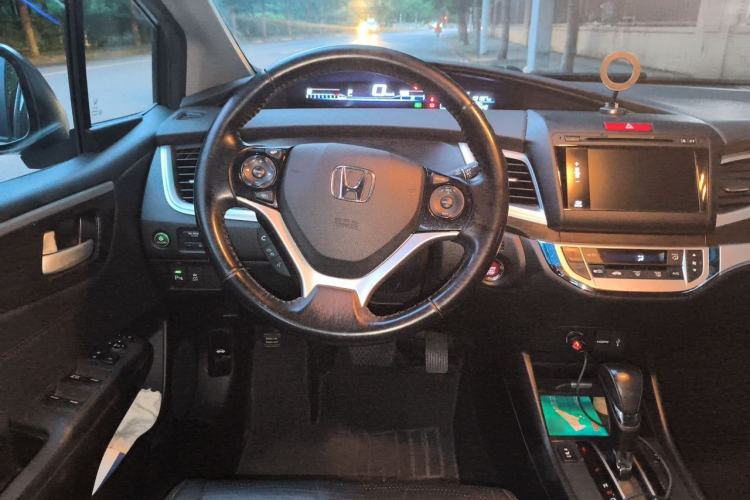 Used Honda Jade 2013 1.8L CVT Luxury Edition 5 seats Steering Wheel