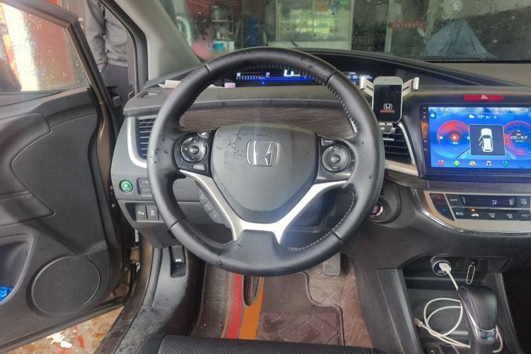 Used Honda Jade 2013 1.8L CVT Luxury Edition 5 seats Steering Wheel