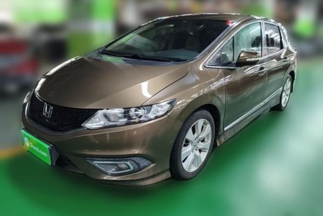 Used Honda Jade 2013 1.8L automatic Comfort version 5 seats