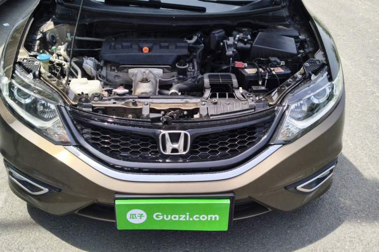 Used Honda Jade 2013 1.8L automatic Comfort version 5 seats Engine Bay