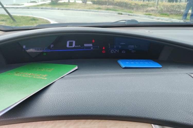 Used Honda Jade 2013 1.8L automatic Comfort version 5 seats Instrument Cluster