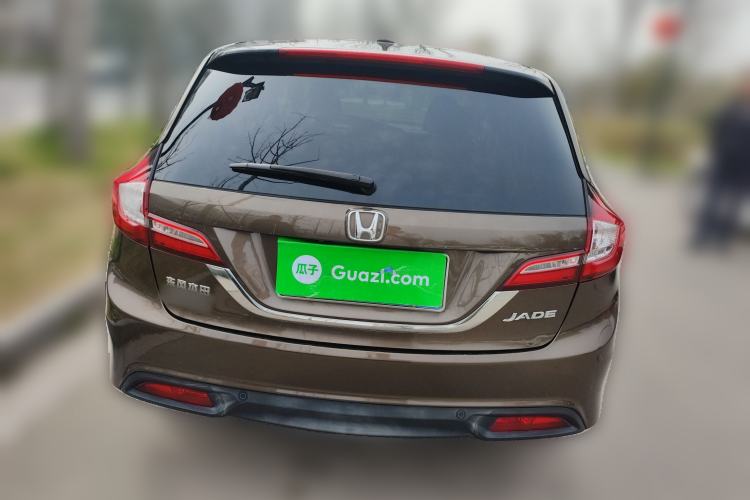 Used Honda Jade 2013 1.8L automatic Comfort version 5 seats Rear