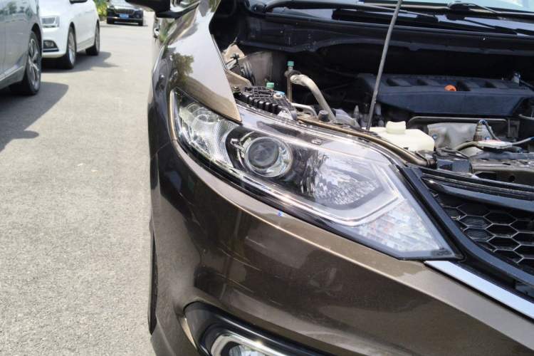 Used Honda Jade 2013 1.8L automatic Comfort version 5 seats Right Front Headlight