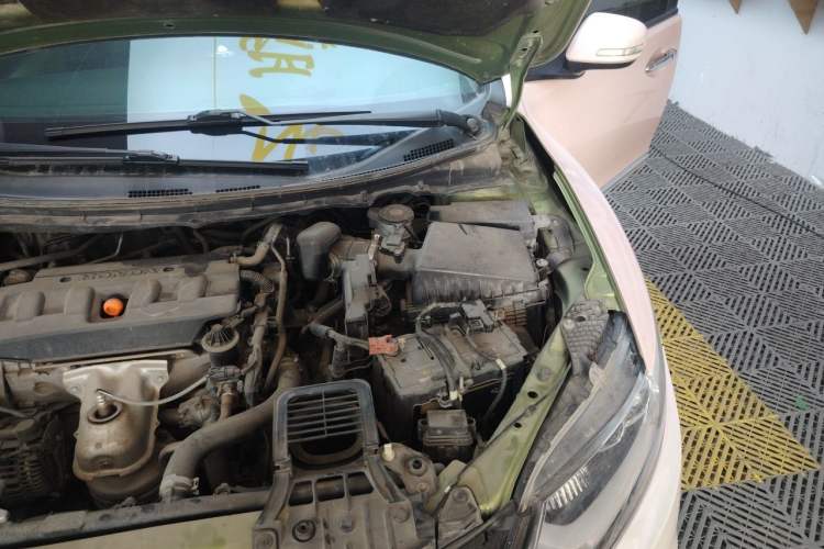 Used Honda Jade 2013 1.8L CVT Luxury Edition 5 seats Engine Bay Left