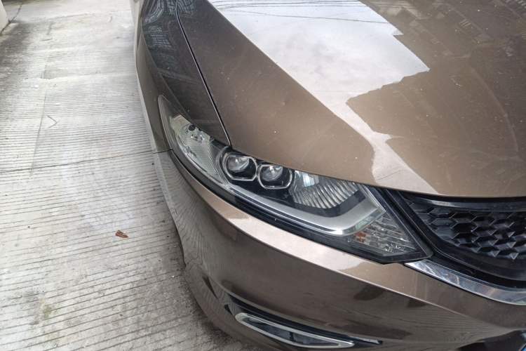 Used Honda Jade 2013 1.8L CVT Luxury Edition 5 seats Right Front Headlight