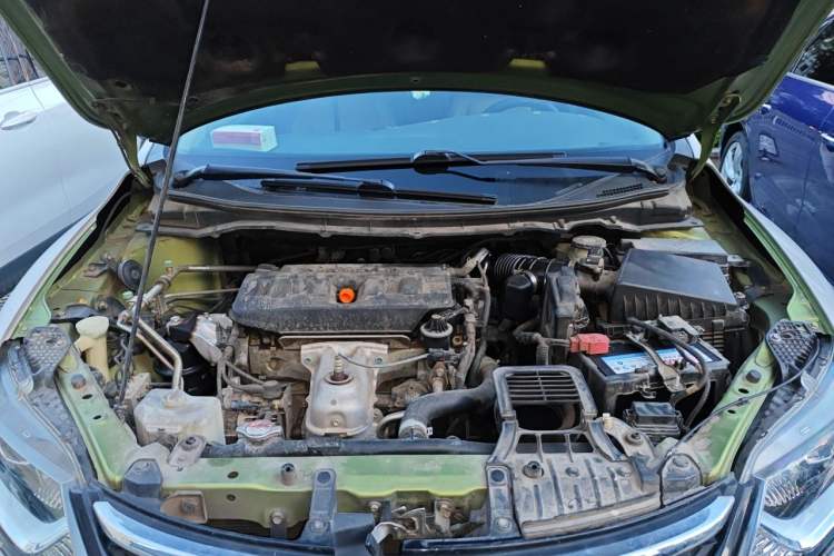 Used Honda Jade 2013 1.8L CVT Luxury Edition 5 seats Engine Bay