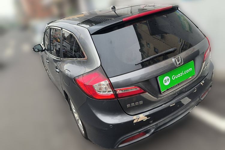 Used Honda Jade 2013 1.8L automatic Comfort version 5 seats Exterior 3