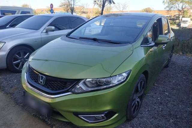 Used Honda Jade 2013 1.8L CVT Luxury Edition 6 seats