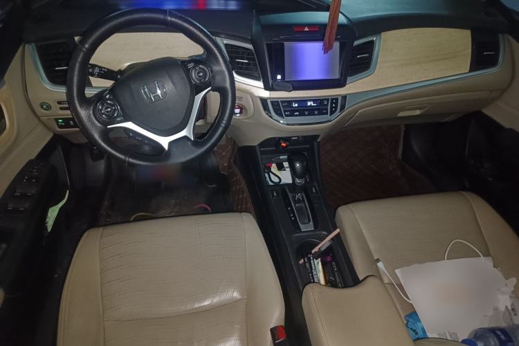 Used Honda Jade 2013 1.8L CVT Luxury Edition 5 seats Center Console