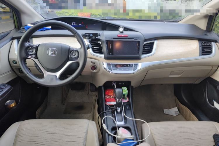 Used Honda Jade 2013 1.8L CVT Luxury Edition 5 seats Center Console
