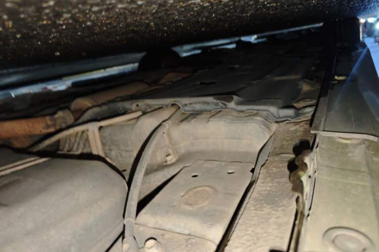 Used Honda Jade 2013 1.8L automatic Comfort version 5 seats Chassis Rear Left