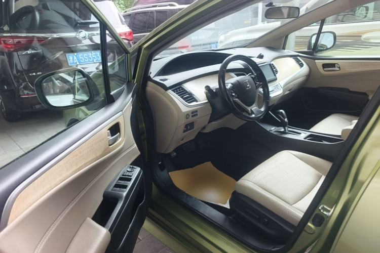 Used Honda Jade 2013 1.8L CVT Luxury Edition 5 seats Driver Seat