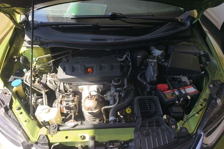Used Honda Jade 2013 1.8L CVT Luxury Edition 5 seats Engine Bay