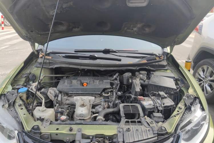 Used Honda Jade 2013 1.8L CVT Luxury Edition 5 seats Engine Bay