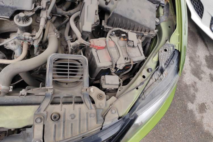 Used Honda Jade 2013 1.8L CVT Luxury Edition 5 seats Engine Bay Left