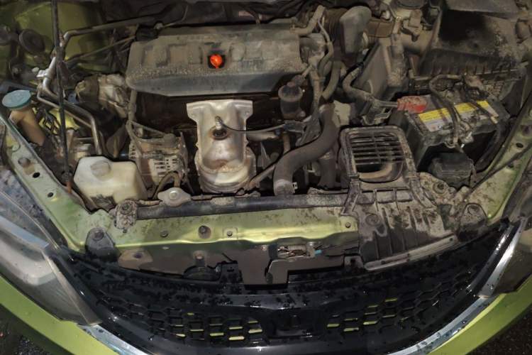 Used Honda Jade 2013 1.8L automatic Comfort version 5 seats Engine Bay
