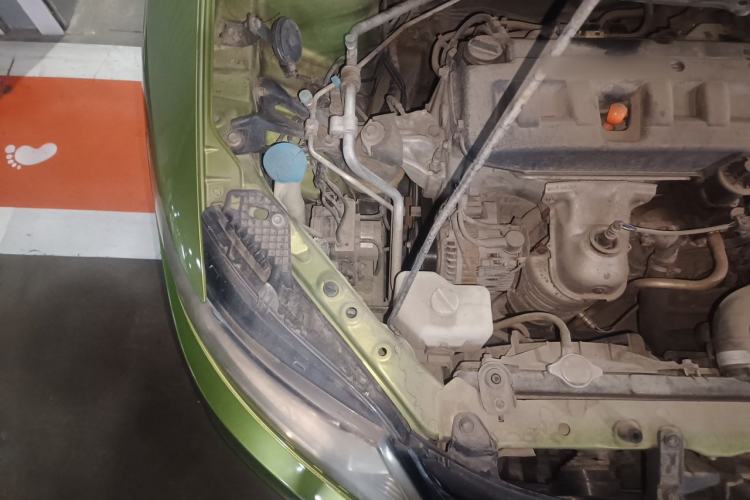 Used Honda Jade 2013 1.8L CVT Luxury Edition 5 seats Engine Bay Right