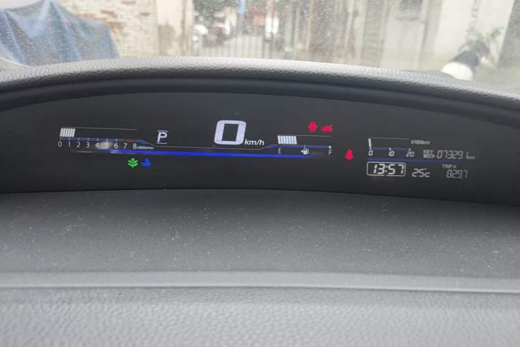 Used Honda Jade 2013 1.8L CVT Luxury Edition 6 seats Instrument Cluster