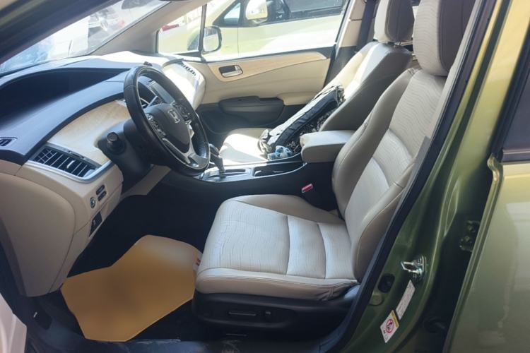 Used Honda Jade 2013 1.8L CVT Luxury Edition 5 seats Left Front Seat