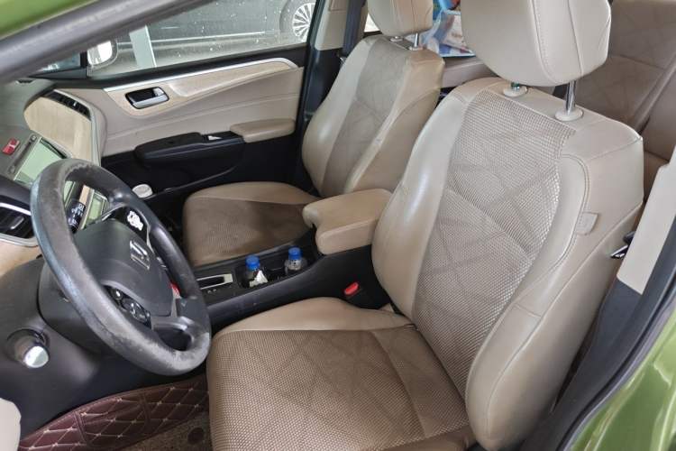 Used Honda Jade 2013 1.8L automatic Comfort version 5 seats Left Front Seat