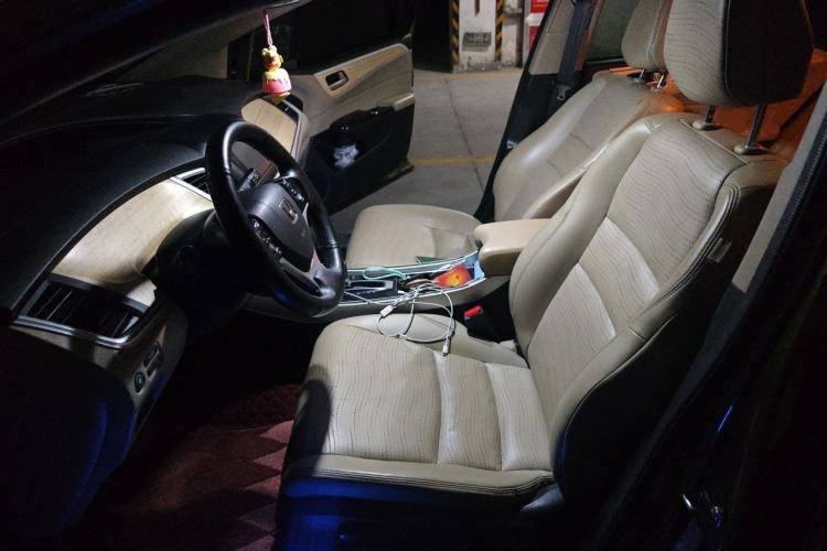 Used Honda Jade 2013 1.8L CVT Luxury Edition 5 seats Left Front Seat