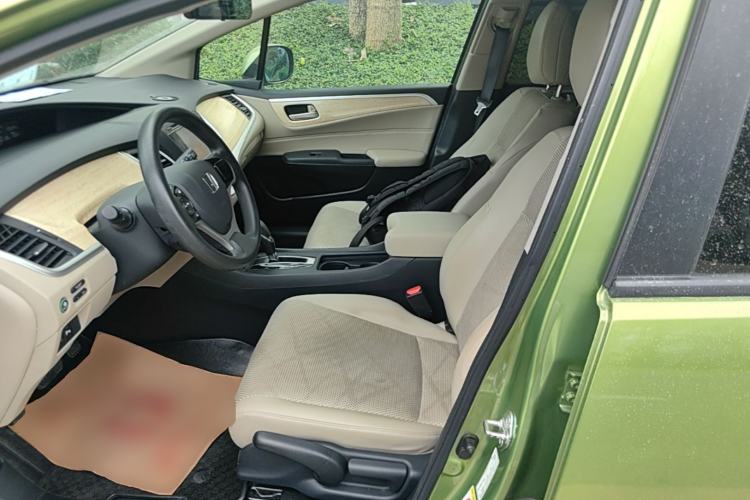 Used Honda Jade 2013 1.8L automatic Comfort version 5 seats Left Front Seat