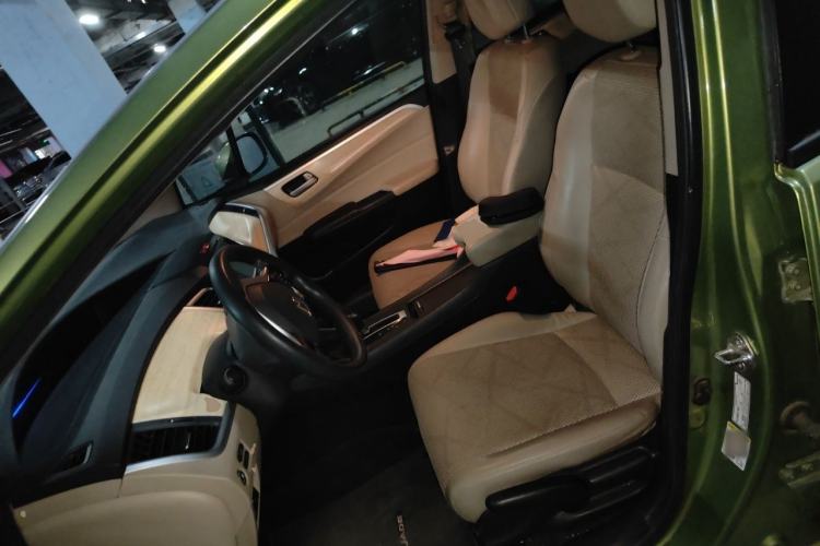 Used Honda Jade 2013 1.8L automatic Comfort version 5 seats Left Front Seat