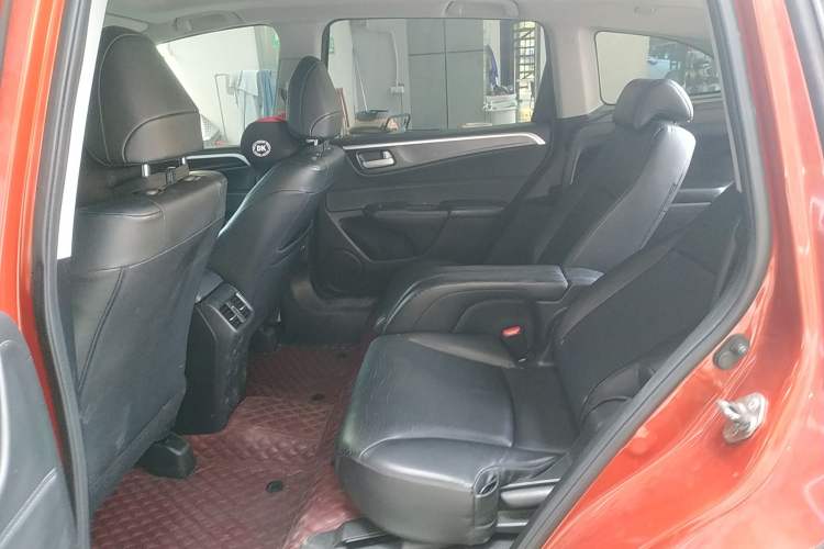 Used Honda Jade 2013 1.8L CVT Luxury Edition 6 seats Left Rear Seat