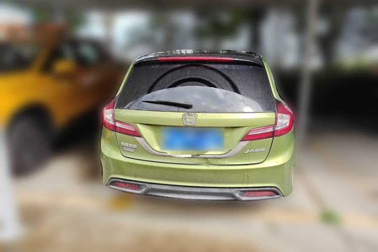 Used Honda Jade 2013 1.8L automatic Comfort version 5 seats Rear