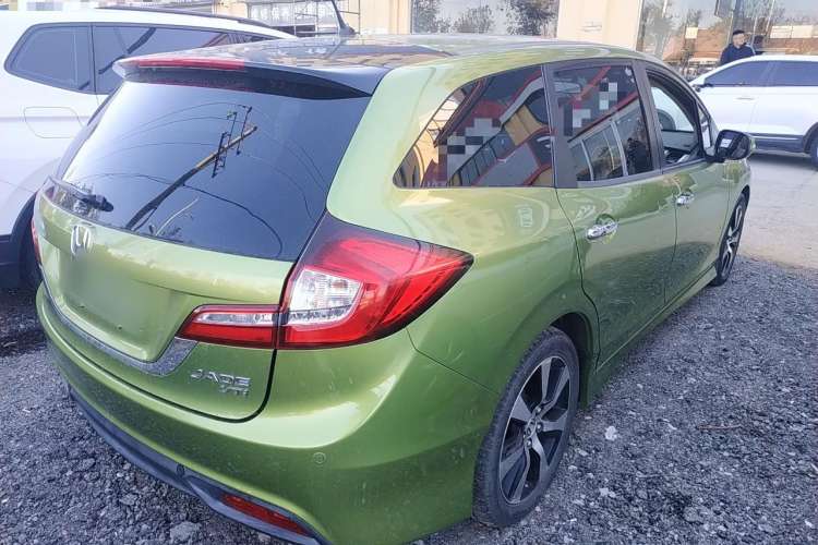 Used Honda Jade 2013 1.8L CVT Luxury Edition 6 seats Rear Right 45 Deg