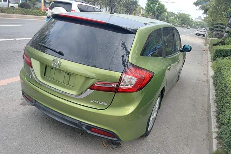 Used Honda Jade 2013 1.8L automatic Comfort version 5 seats Rear Right 45 Deg
