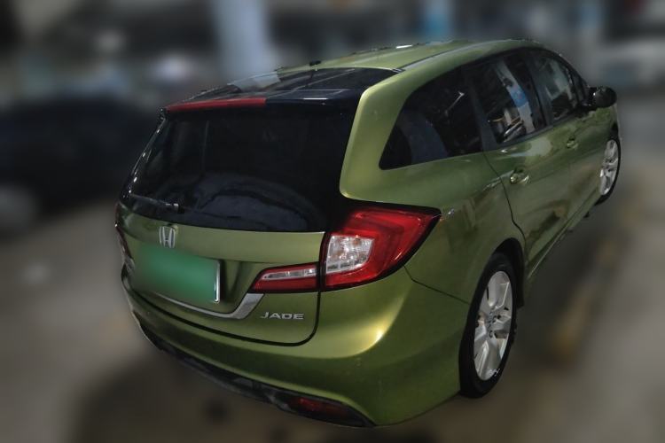 Used Honda Jade 2013 1.8L automatic Comfort version 5 seats Rear