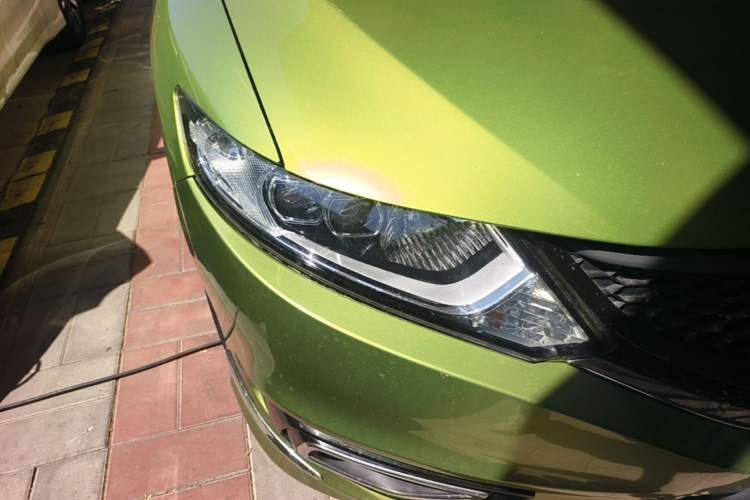 Used Honda Jade 2013 1.8L CVT Luxury Edition 5 seats Right Front Headlight