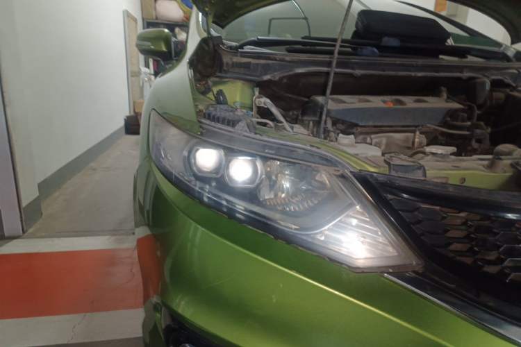 Used Honda Jade 2013 1.8L CVT Luxury Edition 5 seats Right Front Headlight