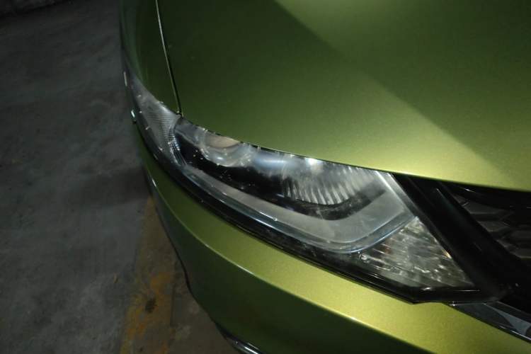 Used Honda Jade 2013 1.8L automatic Comfort version 5 seats Right Front Headlight