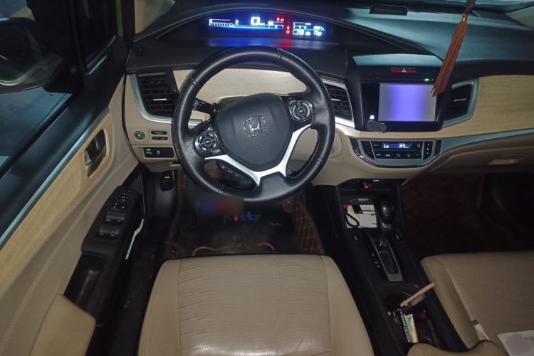 Used Honda Jade 2013 1.8L CVT Luxury Edition 5 seats Steering Wheel