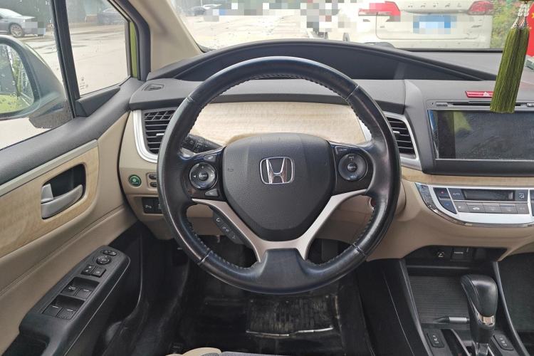 Used Honda Jade 2013 1.8L CVT Luxury Edition 5 seats Steering Wheel