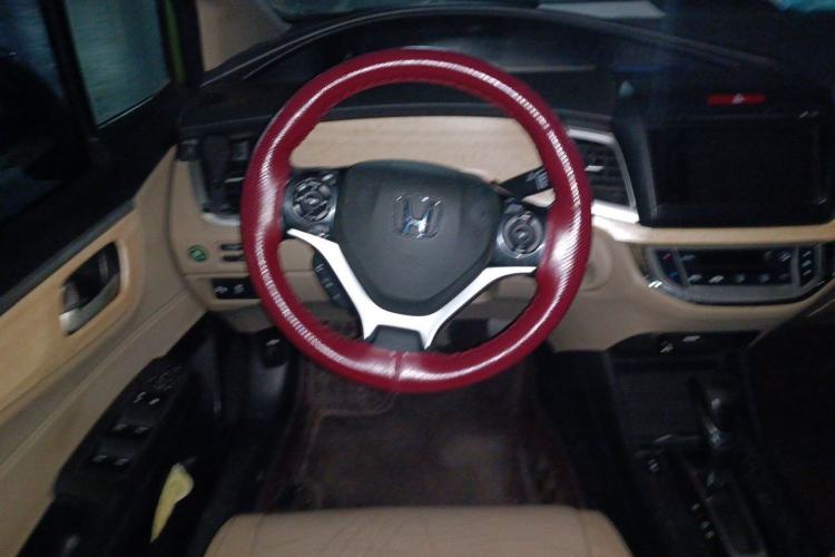 Used Honda Jade 2013 1.8L CVT Luxury Edition 5 seats Steering Wheel