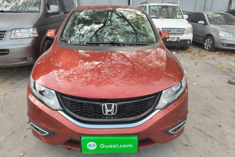Used Honda Jade 2013 1.8L automatic Comfort version 5 seats Exterior 1