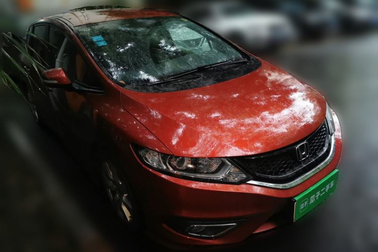 Used Honda Jade 2013 1.8L automatic Comfort version 5 seats Front Right 45 Deg