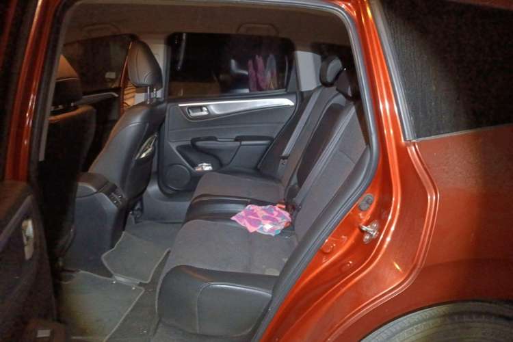 Used Honda Jade 2013 1.8L automatic Comfort version 5 seats Left Rear Seat