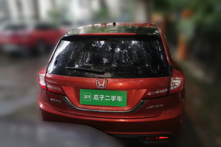 Used Honda Jade 2013 1.8L automatic Comfort version 5 seats Rear