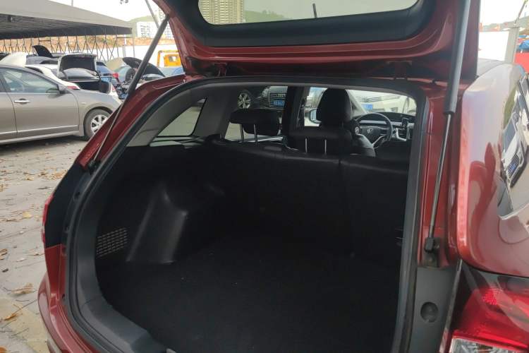 Used Honda Jade 2013 1.8L automatic Comfort version 5 seats Trunk