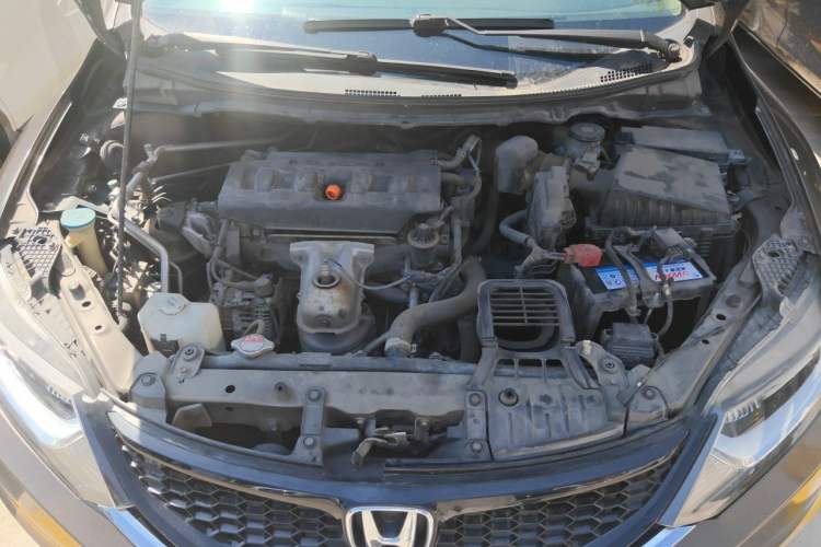 Used Honda Jade 2013 1.8L automatic Comfort version 5 seats Engine Bay