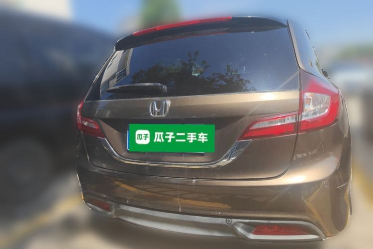 Used Honda Jade 2013 1.8L automatic Comfort version 5 seats Rear
