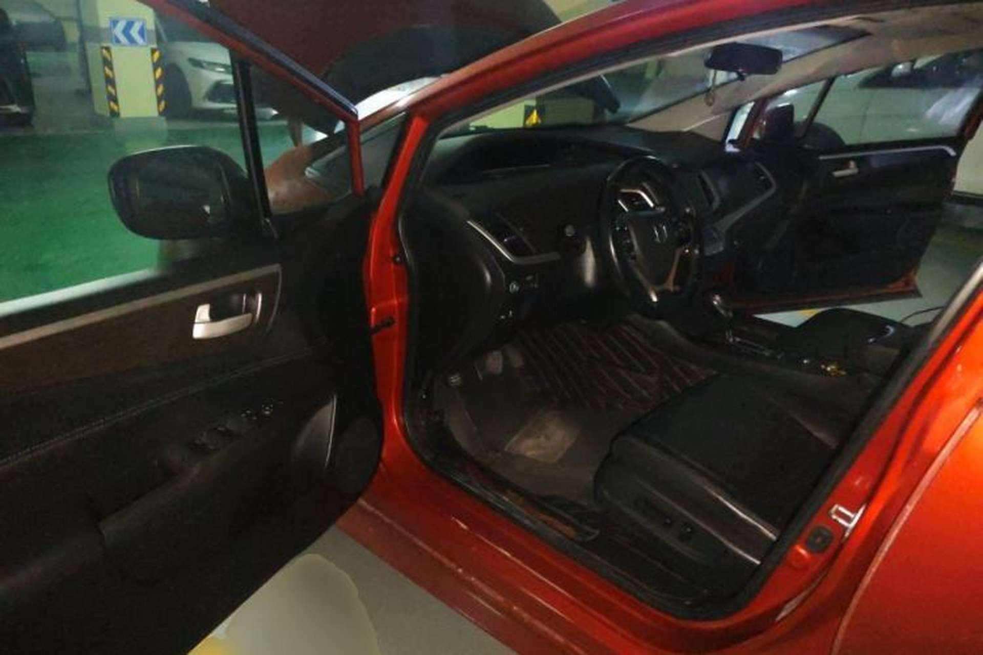 Used Honda Jade 2013 1.8L CVT Luxury Edition 5 seats Driver Seat
