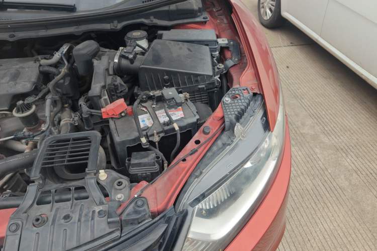 Used Honda Jade 2013 1.8L automatic Comfort version 5 seats Engine Bay Left