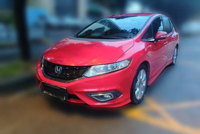 Ojetý Honda Jade 2013 1.8L automatic Comfort version 5 seats