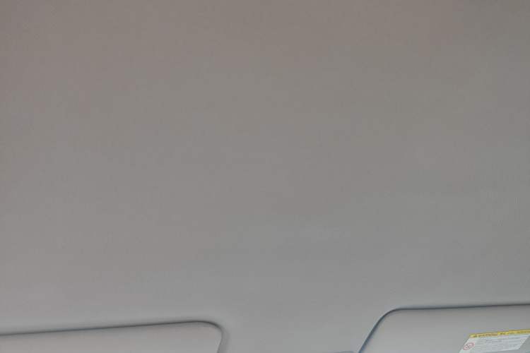 Used Honda Jade 2013 1.8L automatic Comfort version 5 seats Headliner