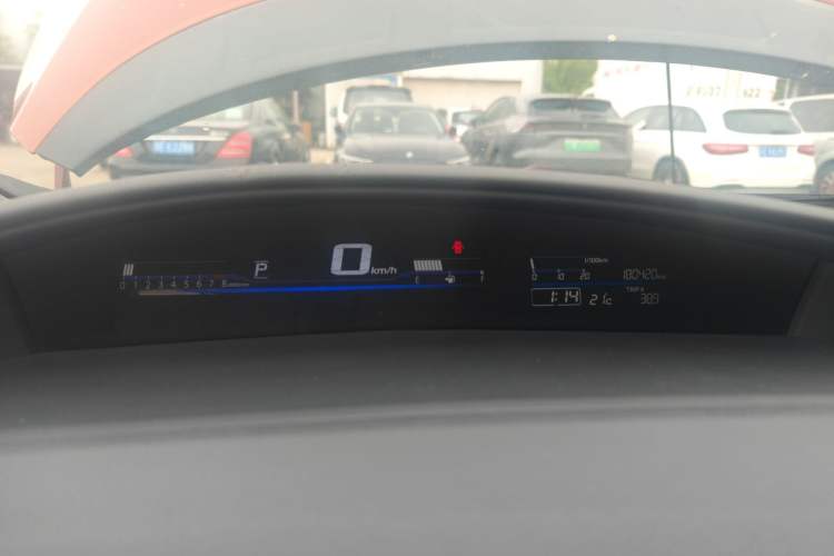 Used Honda Jade 2013 1.8L automatic Comfort version 5 seats Instrument Cluster